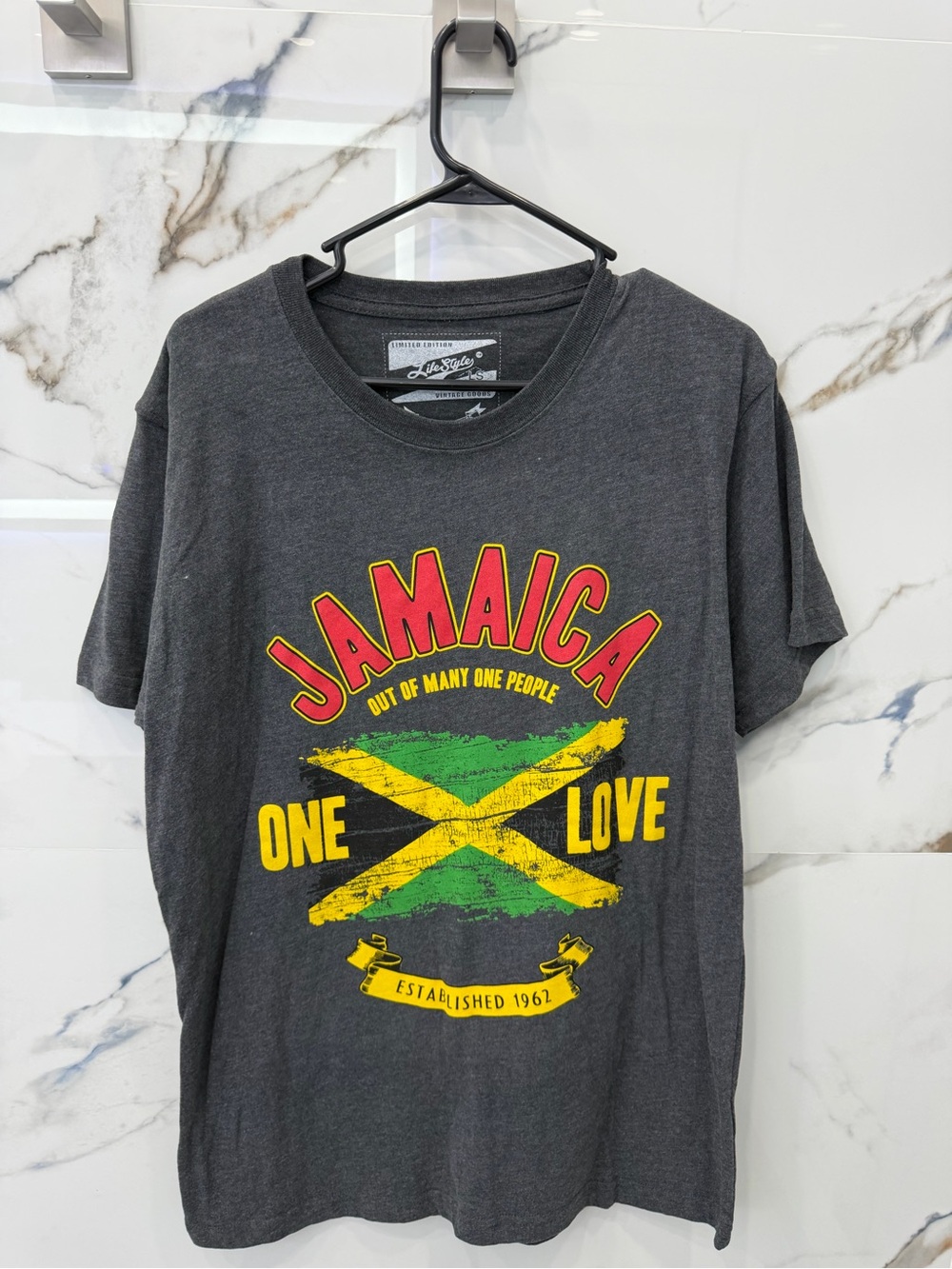 Men's Jamaica 'One Love' Graphic Tee - Charcoal